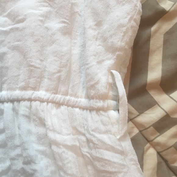 Set of 2 Casual Cute Dresses Size Large - Picture 7 of 8